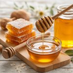 Comment la cire d’abeille et le miel peuvent soulager les affections cutanées chroniques comme l’eczéma et le psoriasis